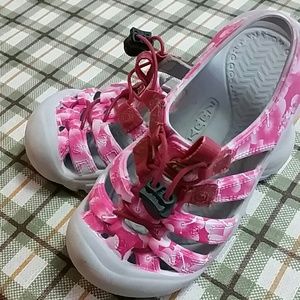 Keen shoes